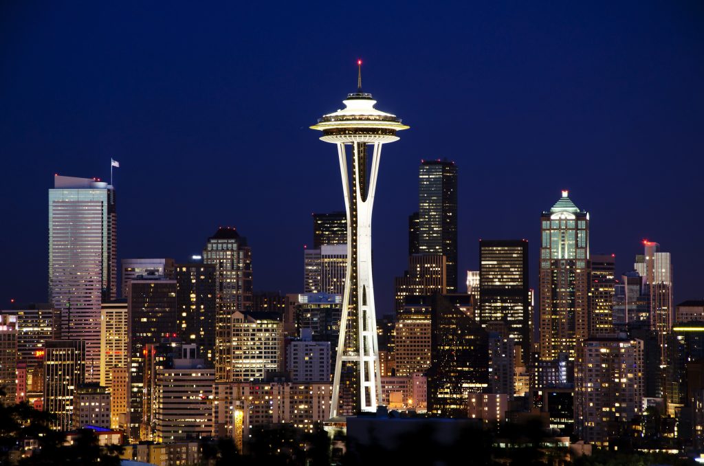 Photo of the Seattle skyline at night