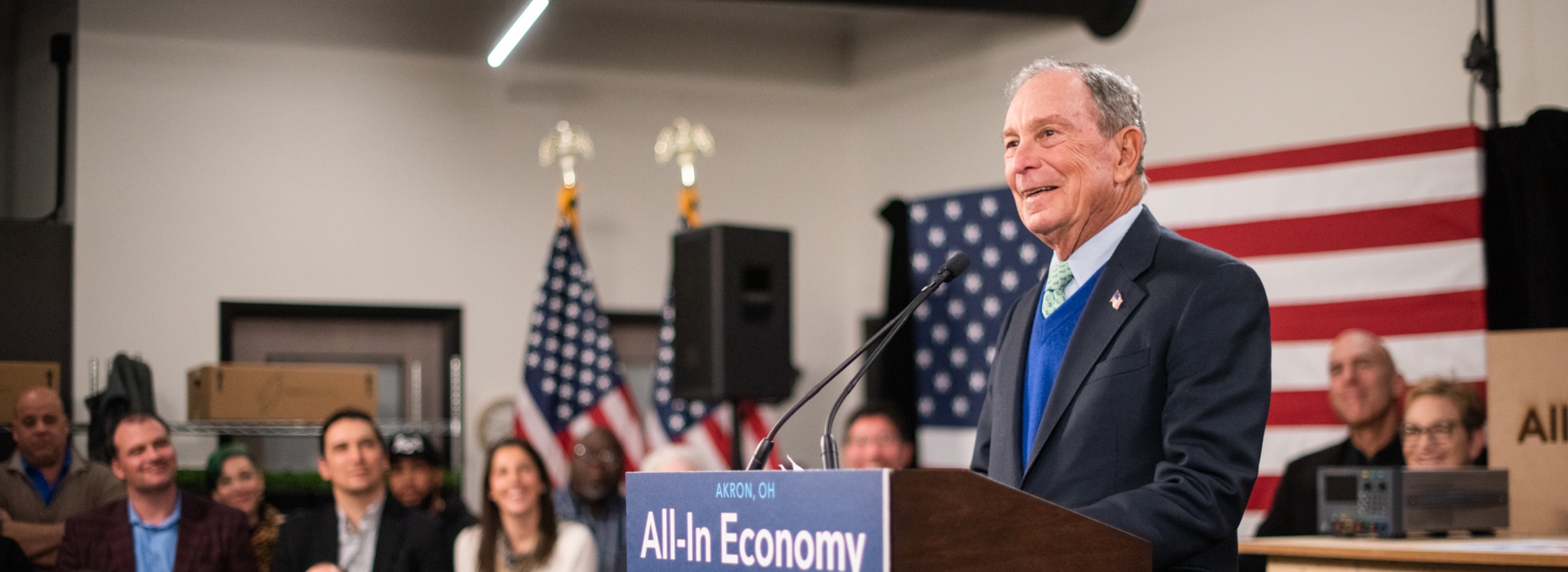 Mike Bloomberg attends an event with Mayor Daniel Horigan and Bounce Innovation Hub CEO Doug Weintraub in Akron, Ohio on January 8, 2020.